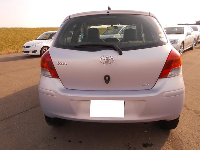 ヴィッツ F 修復歴無し 4WD 寒冷地仕様 車検令和9年4月迄 キーレス ナビ TV ETC 夏タイヤ社外15インチAW(8枚目)