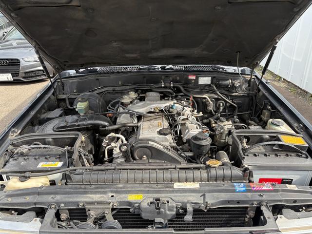ランドクルーザー８０ ＶＸリミテッド　後期型　センターデフロック　サンルーフ　純正アルミ　オートクルーズ　ヒッチメンバー　社外マフラー　車検Ｒ８年９月（34枚目）