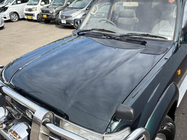 ランドクルーザー８０ ＶＸリミテッド　後期型　センターデフロック　サンルーフ　純正アルミ　オートクルーズ　ヒッチメンバー　社外マフラー　車検Ｒ８年９月（46枚目）