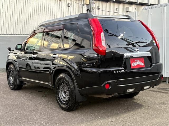 エクストレイル ２０Ｘｔ　４ＷＤ　フューエルオフロード１７インチ　ハイパーレール　カプロンシート　シートヒーター　ＳＤナビ　フルセグ　Ｂカメラ　スターター　スマートキー　車検Ｒ８年１２月（6枚目）