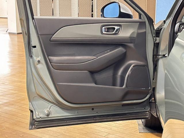 ヴェゼル ｅ：ＨＥＶ　Ｘ　寒冷地仕様　バックカメラ　ＥＴＣ　純正ディスプレイオーディオ　前後ドライブレコーダー　ＣａｒＰｌａｙ　パドルシフト　オートライト　クルーズコントロール　シートヒーター　スマートキー（65枚目）