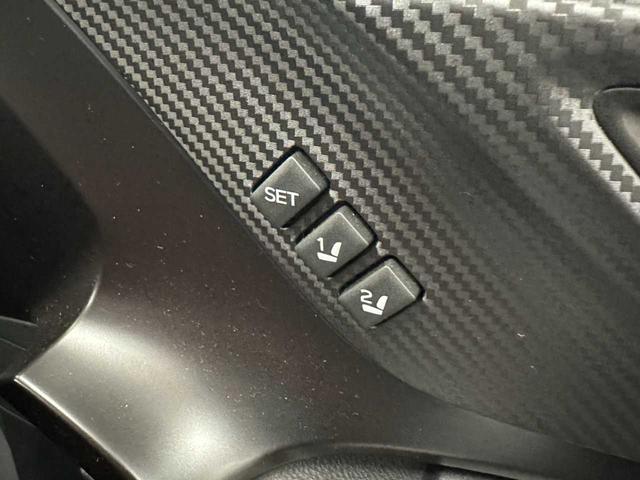 レヴォーグ ＳＴＩスポーツ　ＥＸ　４ＷＤ　ナビ　プッシュスタート　バックカメラ　ＵＳＢソケット　ＥＴＣ　パワーシート　社外エンジンスターター　クルーズコントロール　パドルシフト（34枚目）