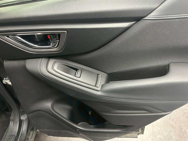 フォレスター アドバンス　４ＷＤ　バックカメラ　ＥＴＣ　パワーバックドア　プッシュスタート　純正アルミホイール　フォグランプ　ナビ　ＵＳＢ　ステコン　クルーズコントロール　パワーシート　パドルシフト（27枚目）