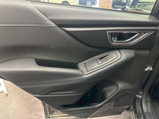 フォレスター アドバンス　４ＷＤ　バックカメラ　ＥＴＣ　パワーバックドア　プッシュスタート　純正アルミホイール　フォグランプ　ナビ　ＵＳＢ　ステコン　クルーズコントロール　パワーシート　パドルシフト（29枚目）