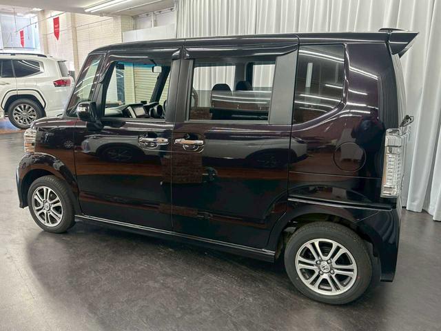 Ｎ－ＢＯＸ＋カスタム Ｇ・ターボパッケージ　４ＷＤ　エンスタ　プッシュスタート　両側パワースライドドア　ステコン　クルーズコントロール　フォグランプ　ナビ　バックカメラ　電格ミラー　アイドリングストップ（8枚目）