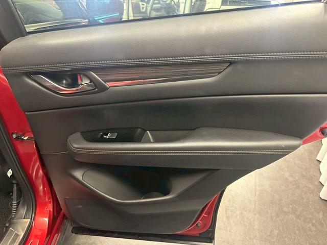 ＣＸ－５ ＸＤ　Ｌパッケージ　４ＷＤ　ナビ　バックカメラ　パワーシート　パワーバックドア　純正アルミホイール　ＥＴＣ　ヘッドアップディスプレイ　ステコン　ＵＳＢ　クルーズコントロール（23枚目）