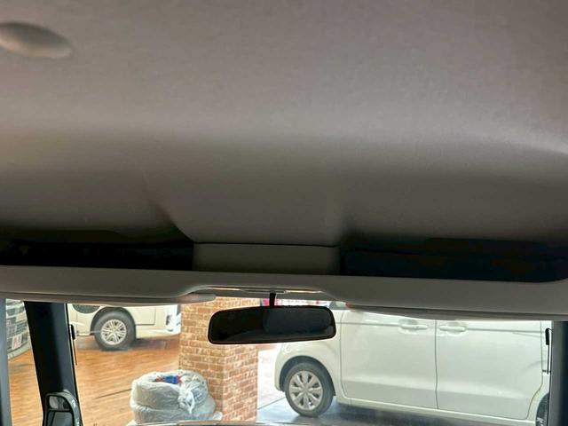 Ｎ－ＢＯＸカスタム Ｇ・ターボパッケージ　４ＷＤ　ナビ　バックカメラ　プッシュスタート　社外アルミホイール　両側パワースライドドア　社外エンジンスターター　ステコン　アイドリングストップ（31枚目）