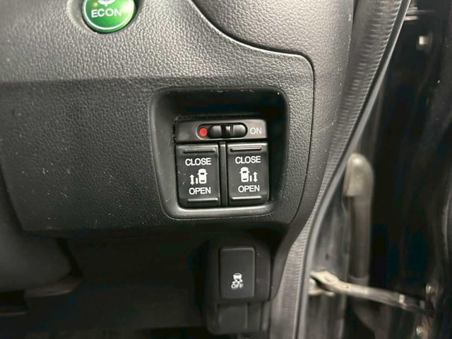 Ｎ－ＢＯＸカスタム Ｇ・ターボパッケージ　４ＷＤ　ナビ　バックカメラ　プッシュスタート　社外アルミホイール　両側パワースライドドア　社外エンジンスターター　ステコン　アイドリングストップ（40枚目）