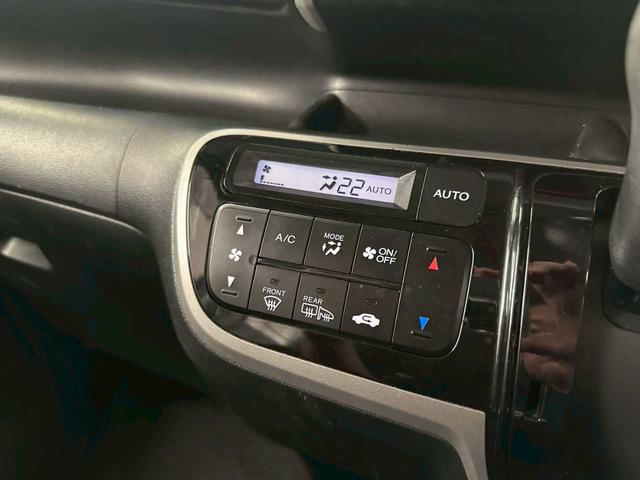 Ｎ－ＢＯＸカスタム Ｇ・ターボパッケージ　４ＷＤ　ナビ　バックカメラ　プッシュスタート　社外アルミホイール　両側パワースライドドア　社外エンジンスターター　ステコン　アイドリングストップ（50枚目）