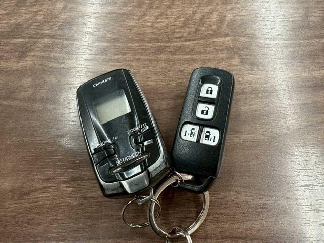 Ｎ－ＢＯＸカスタム Ｇ・ターボパッケージ　４ＷＤ　ナビ　バックカメラ　プッシュスタート　社外アルミホイール　両側パワースライドドア　社外エンジンスターター　ステコン　アイドリングストップ（61枚目）