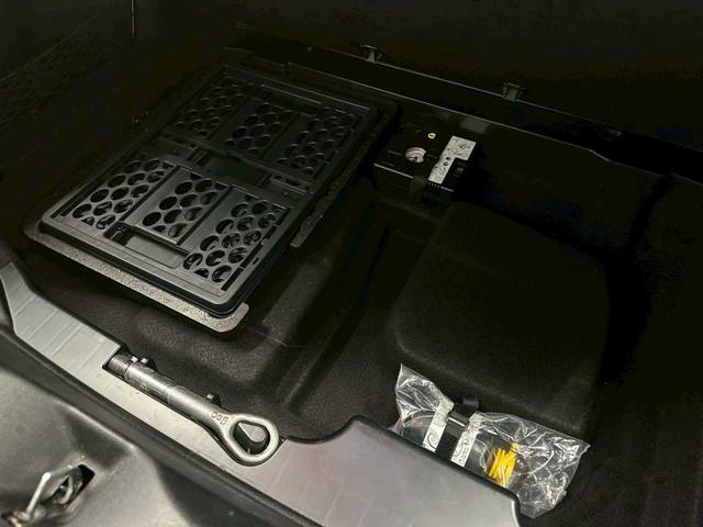 ＣＬＳクラス ＣＬＳ４５０　４マチック　スポーツ　４ＷＤ　ナビ　サンルーフ　室内ＬＥＤ　全方位カメラ　ＥＴＣ　ヘッドアップディスプレイ　純正アルミホイール　パワーシート　シートヒーター　シートクーラー　パワーゲート（22枚目）