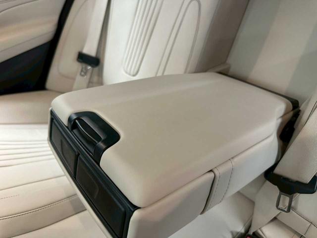 ＣＬＳクラス ＣＬＳ４５０　４マチック　スポーツ　４ＷＤ　ナビ　サンルーフ　室内ＬＥＤ　全方位カメラ　ＥＴＣ　ヘッドアップディスプレイ　純正アルミホイール　パワーシート　シートヒーター　シートクーラー　パワーゲート（29枚目）