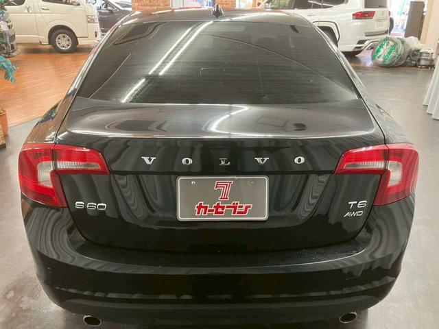 Ｓ６０ Ｔ６　ＡＷＤ　ＳＥ　４ＷＤ　ナビ　テレビ　Ｂｌｕｅｔｏｏｔｈ　純正アルミホイール　パワーシート　ステコン　衝突軽減ブレーキ　スペアキー　プッシュスタート（9枚目）