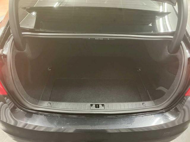 Ｓ６０ Ｔ６　ＡＷＤ　ＳＥ　４ＷＤ　ナビ　テレビ　Ｂｌｕｅｔｏｏｔｈ　純正アルミホイール　パワーシート　ステコン　衝突軽減ブレーキ　スペアキー　プッシュスタート（19枚目）