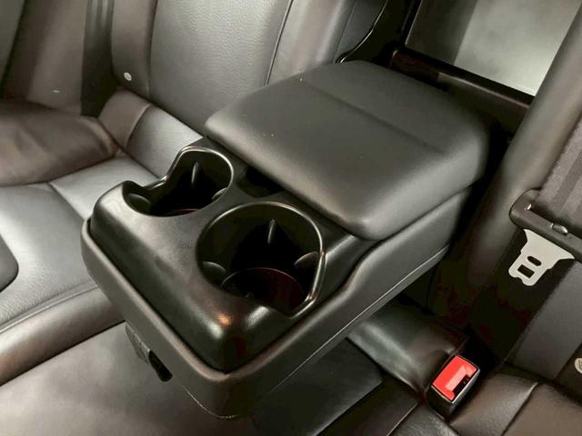 Ｓ６０ Ｔ６　ＡＷＤ　ＳＥ　４ＷＤ　ナビ　テレビ　Ｂｌｕｅｔｏｏｔｈ　純正アルミホイール　パワーシート　ステコン　衝突軽減ブレーキ　スペアキー　プッシュスタート（26枚目）