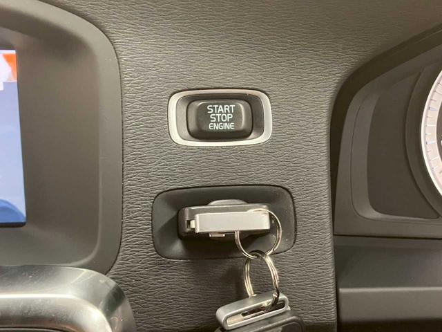 Ｓ６０ Ｔ６　ＡＷＤ　ＳＥ　４ＷＤ　ナビ　テレビ　Ｂｌｕｅｔｏｏｔｈ　純正アルミホイール　パワーシート　ステコン　衝突軽減ブレーキ　スペアキー　プッシュスタート（46枚目）