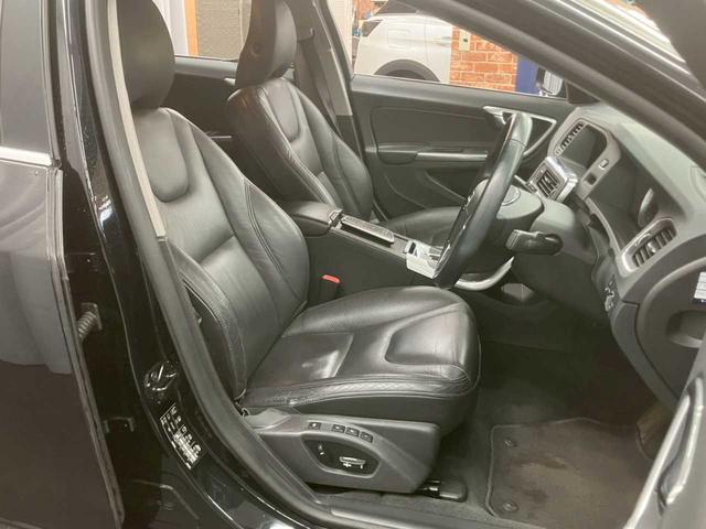 Ｓ６０ Ｔ６　ＡＷＤ　ＳＥ　４ＷＤ　ナビ　テレビ　Ｂｌｕｅｔｏｏｔｈ　純正アルミホイール　パワーシート　ステコン　衝突軽減ブレーキ　スペアキー　プッシュスタート（62枚目）