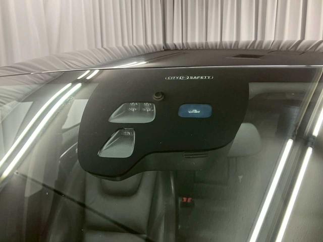 Ｓ６０ Ｔ６　ＡＷＤ　ＳＥ　４ＷＤ　ナビ　テレビ　Ｂｌｕｅｔｏｏｔｈ　純正アルミホイール　パワーシート　ステコン　衝突軽減ブレーキ　スペアキー　プッシュスタート（64枚目）