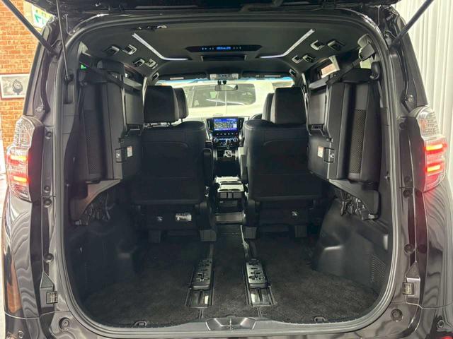 ヴェルファイア 2.5Z Aエディション ゴールデンアイズ 4WD エンジンスターター フリップダウン ナビ バックカメラ 両側パワースライドドア ETC 衝突軽減ブレーキ クルーズコントロール デュアルエアコン(16枚目)