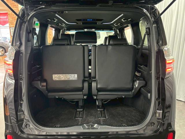 ヴェルファイア 2.5Z Aエディション ゴールデンアイズ 4WD エンジンスターター フリップダウン ナビ バックカメラ 両側パワースライドドア ETC 衝突軽減ブレーキ クルーズコントロール デュアルエアコン(17枚目)