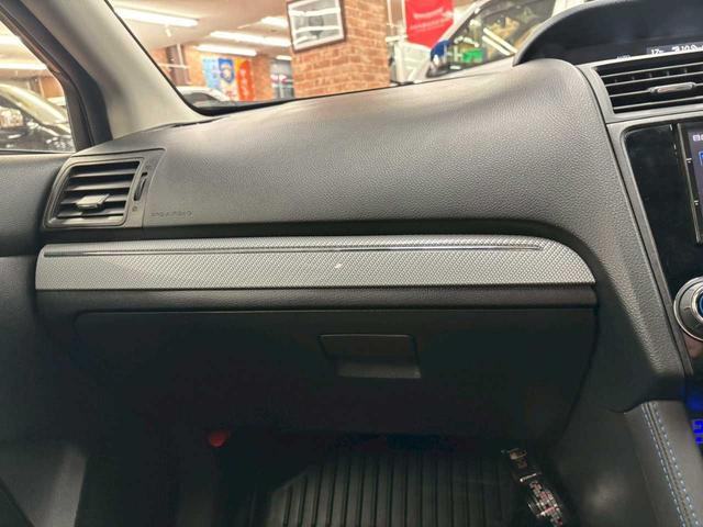 レヴォーグ 1.6GT-Sアイサイト 4WD ナビ 社外マフラー 社外エンスタ バックカメラ プッシュスタート 純正アルミホイール HDMI USB 横滑り防止(17枚目)