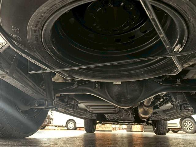 ハイエースバン スーパーＧＬ　ダークプライムＩＩ　４ＷＤ　デジタルインナーミラー　プッシュスタート　スペアキー　オーディオレス　ＰＷＲＨＥＡＴ　ＡＣ１００Ｖ１００Ｗ　ステコン　フォグランプ（15枚目）