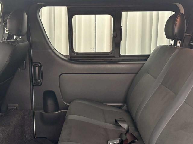 ハイエースバン スーパーＧＬ　ダークプライムＩＩ　４ＷＤ　デジタルインナーミラー　プッシュスタート　スペアキー　オーディオレス　ＰＷＲＨＥＡＴ　ＡＣ１００Ｖ１００Ｗ　ステコン　フォグランプ（25枚目）