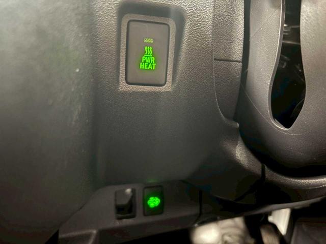 ハイエースバン スーパーＧＬ　ダークプライムＩＩ　４ＷＤ　デジタルインナーミラー　プッシュスタート　スペアキー　オーディオレス　ＰＷＲＨＥＡＴ　ＡＣ１００Ｖ１００Ｗ　ステコン　フォグランプ（46枚目）