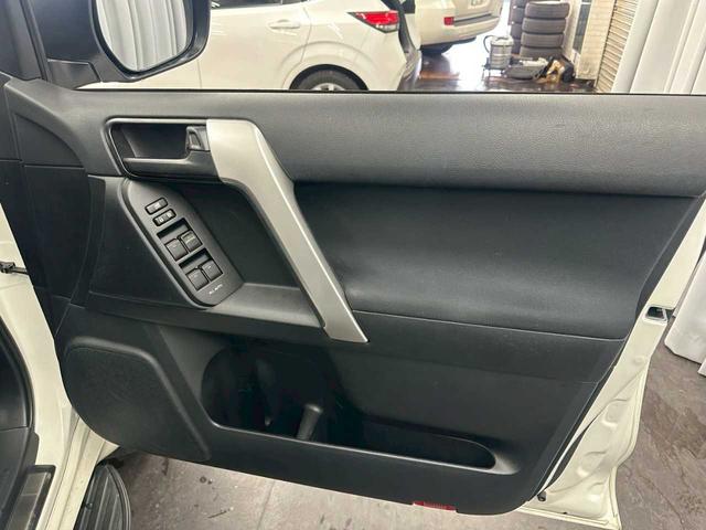 ランドクルーザープラド TX 4WD ナビ ETC エンスタ バックカメラ プッシュスタート クルーズコントロール 12V/120W オートハイビーム ステコン オートエアコン(38枚目)