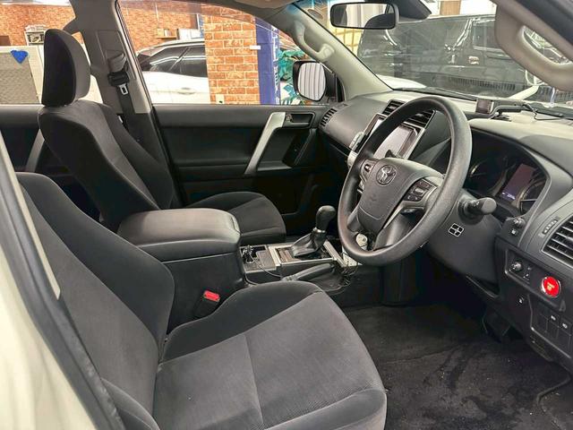 ランドクルーザープラド TX 4WD ナビ ETC エンスタ バックカメラ プッシュスタート クルーズコントロール 12V/120W オートハイビーム ステコン オートエアコン(40枚目)