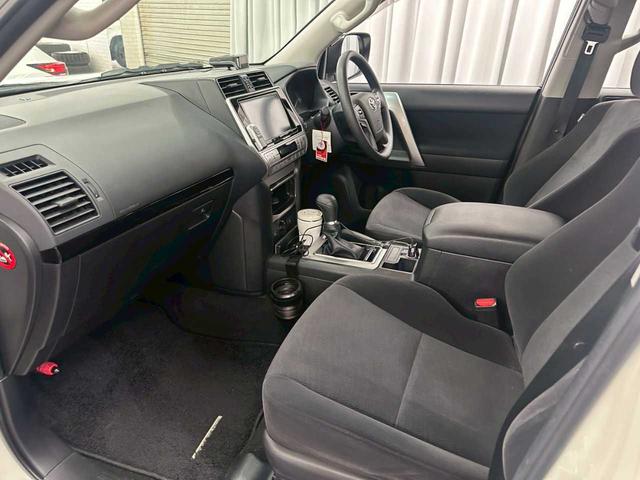 ランドクルーザープラド TX 4WD ナビ ETC エンスタ バックカメラ プッシュスタート クルーズコントロール 12V/120W オートハイビーム ステコン オートエアコン(71枚目)