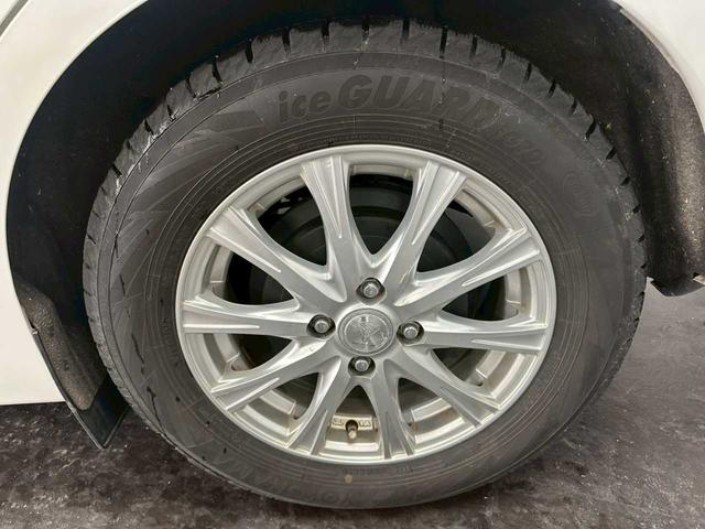 ノート X FOUR 4WD ナビ ETC バックカメラ エンジンスタート プッシュスタート オートエアコン テレビ Bluetooth(11枚目)