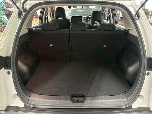 ノート X FOUR 4WD ナビ ETC バックカメラ エンジンスタート プッシュスタート オートエアコン テレビ Bluetooth(18枚目)