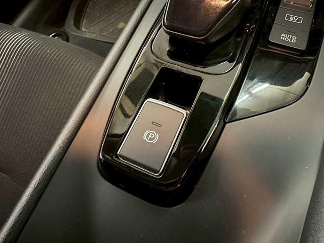 ノート X FOUR 4WD ナビ ETC バックカメラ エンジンスタート プッシュスタート オートエアコン テレビ Bluetooth(46枚目)