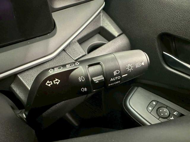 ノート X FOUR 4WD ナビ ETC バックカメラ エンジンスタート プッシュスタート オートエアコン テレビ Bluetooth(47枚目)