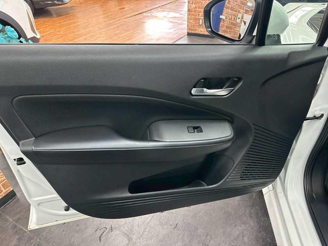 ノート X FOUR 4WD ナビ ETC バックカメラ エンジンスタート プッシュスタート オートエアコン テレビ Bluetooth(66枚目)