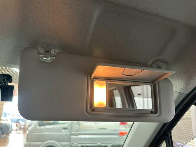 ワゴンＲスティングレー Ｔ　４ＷＤ　レーダーブレーキサポート　スマートフォン連携ナビ装着車　ターボ　プッシュスタート　アイドリングストップ　バックカメラ　シートヒーター　ステコン　フォグランプ（44枚目）