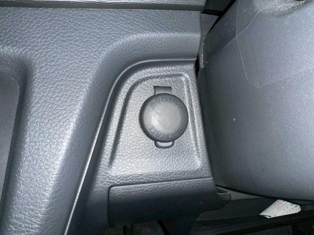 ワゴンＲスティングレー Ｔ　４ＷＤ　レーダーブレーキサポート　スマートフォン連携ナビ装着車　ターボ　プッシュスタート　アイドリングストップ　バックカメラ　シートヒーター　ステコン　フォグランプ（45枚目）