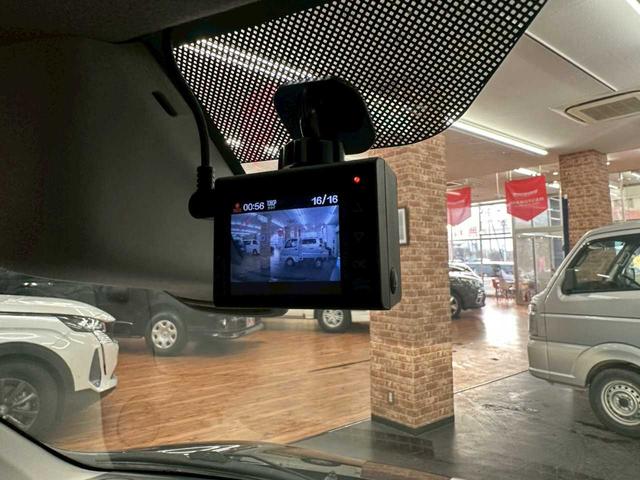 ワゴンＲスティングレー Ｔ　４ＷＤ　レーダーブレーキサポート　スマートフォン連携ナビ装着車　ターボ　プッシュスタート　アイドリングストップ　バックカメラ　シートヒーター　ステコン　フォグランプ（51枚目）