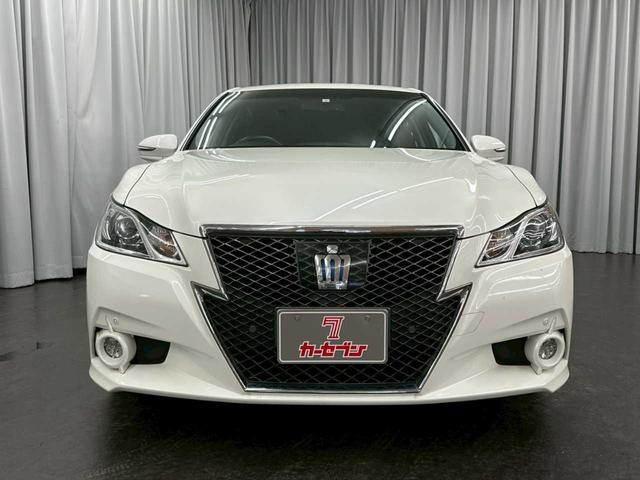 クラウンハイブリッド アスリートＳ　Ｆｏｕｒ　４ＷＤ　エンスタ　ＥＴＣ　ナビ　バックカメラ　純正アルミホイール　クルーズコントロール　ステコン　プッシュスタート　パワーシート（6枚目）