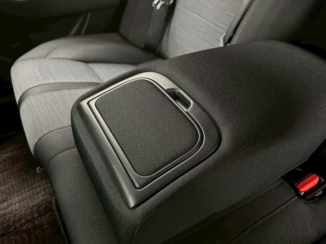 クラウンハイブリッド アスリートＳ　Ｆｏｕｒ　４ＷＤ　エンスタ　ＥＴＣ　ナビ　バックカメラ　純正アルミホイール　クルーズコントロール　ステコン　プッシュスタート　パワーシート（26枚目）