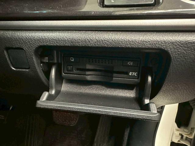 クラウンハイブリッド アスリートＳ　Ｆｏｕｒ　４ＷＤ　エンスタ　ＥＴＣ　ナビ　バックカメラ　純正アルミホイール　クルーズコントロール　ステコン　プッシュスタート　パワーシート（40枚目）
