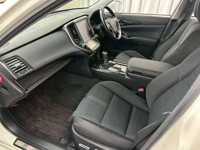 クラウンハイブリッド アスリートＳ　Ｆｏｕｒ　４ＷＤ　エンスタ　ＥＴＣ　ナビ　バックカメラ　純正アルミホイール　クルーズコントロール　ステコン　プッシュスタート　パワーシート（64枚目）