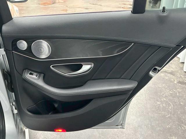 Ｃクラス Ｃ４３　４ＷＤ　エクスクルーシブパッケージ　ブルメスター　ナビ　Ｂｌｕｅｔｏｏｔｈ　バックカメラ　ディーラー車　ドラレコ　パドルシフト　ＥＴＣ　プッシュスタート（22枚目）