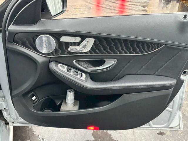 Ｃクラス Ｃ４３　４ＷＤ　エクスクルーシブパッケージ　ブルメスター　ナビ　Ｂｌｕｅｔｏｏｔｈ　バックカメラ　ディーラー車　ドラレコ　パドルシフト　ＥＴＣ　プッシュスタート（26枚目）