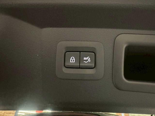 ＣＸ－６０ ＸＤ　Ｌパッケージ　４ＷＤ　ナビ　テレビ　全方位カメラ　ドラレコ　プッシュスタート　パワーバックドア　サンルーフ　１００Ｖ　シートヒーター　パワーシート　クルーズコントロール　ＨＤＭＩ（19枚目）