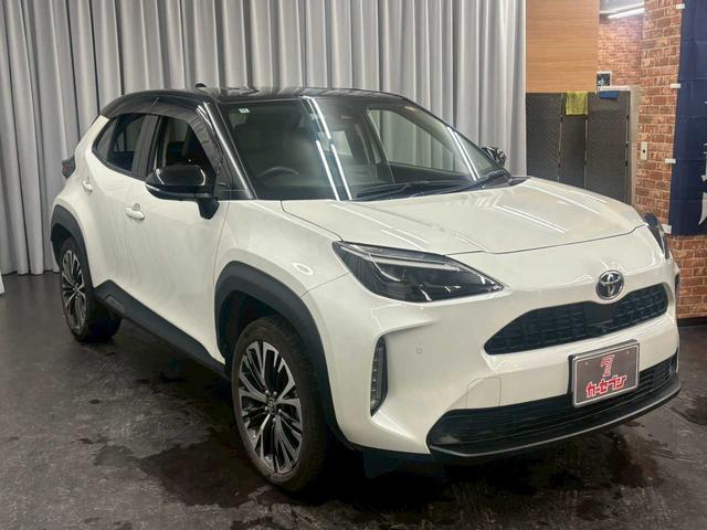 ヤリスクロス Z 4WD ナビ エンスタ 全方位カメラ パワーシート アルミホイール 電格ミラー クルーズコントロール ステコン シートヒーター USB LEDライト(8枚目)
