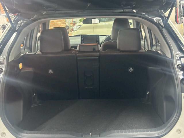 ヤリスクロス Z 4WD ナビ エンスタ 全方位カメラ パワーシート アルミホイール 電格ミラー クルーズコントロール ステコン シートヒーター USB LEDライト(16枚目)