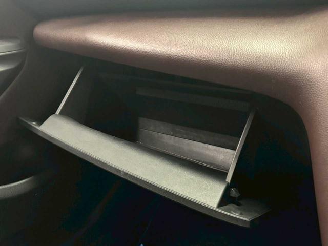 ヤリスクロス Z 4WD ナビ エンスタ 全方位カメラ パワーシート アルミホイール 電格ミラー クルーズコントロール ステコン シートヒーター USB LEDライト(48枚目)