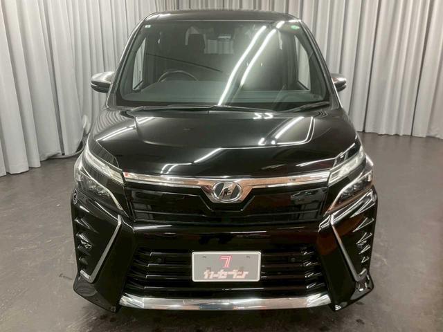 ヴォクシー ＺＳ　煌ＩＩ　４ＷＤ　ナビ　バックカメラ　フリップダウンモニター　ドラレコ　ＥＴＣ　純正アルミホイール　両側パワースライドドア　クルーズコントロール　ＵＳＢ（6枚目）